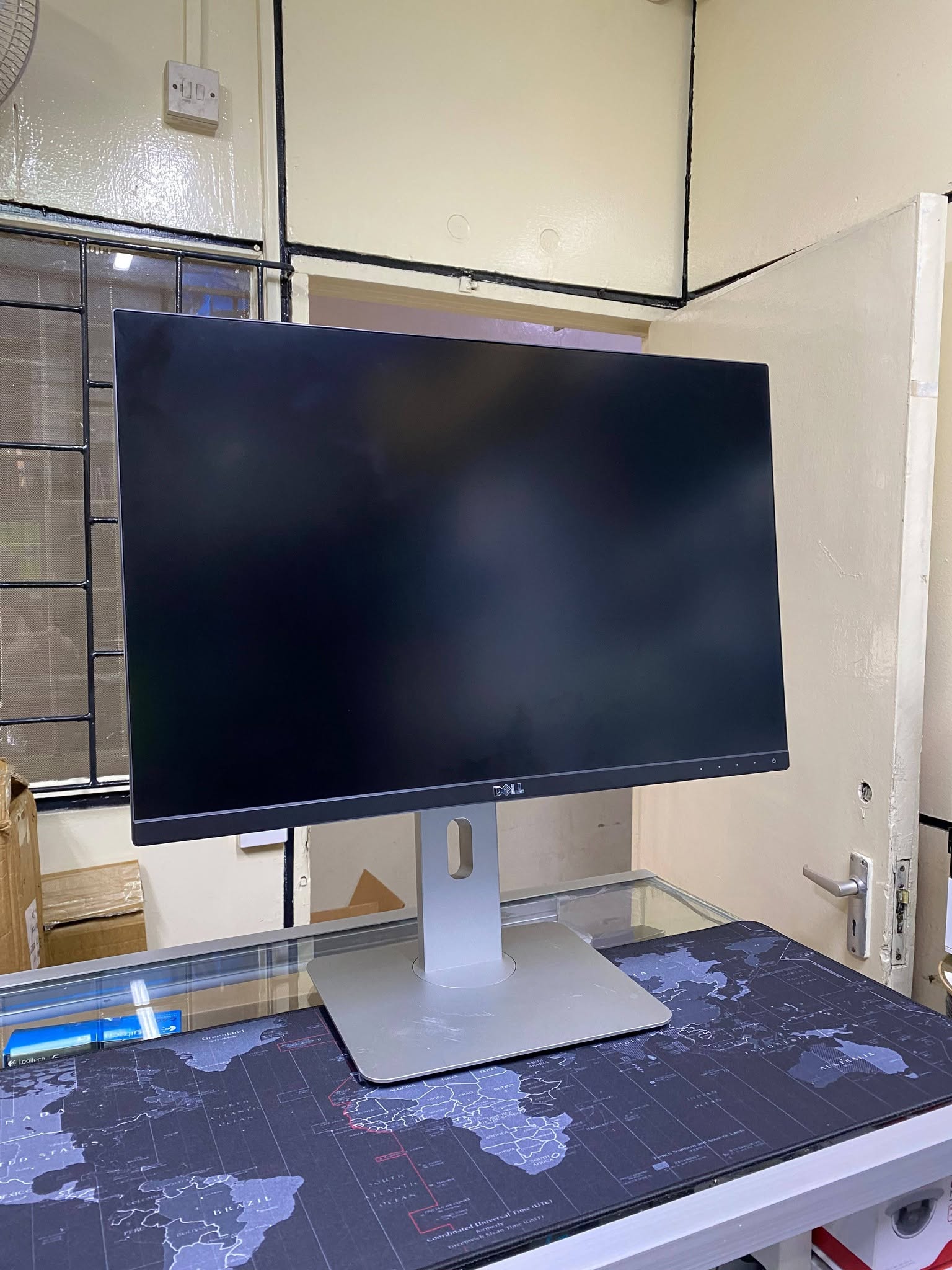 Dell U2515H Edge to Edge 24" Monitor - Image 3